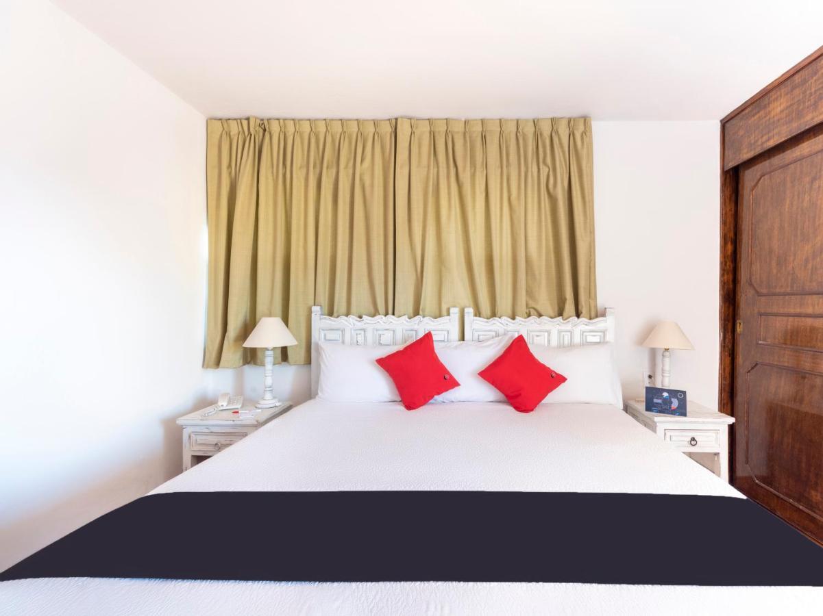 Suites Internacional Zapopan Buitenkant foto