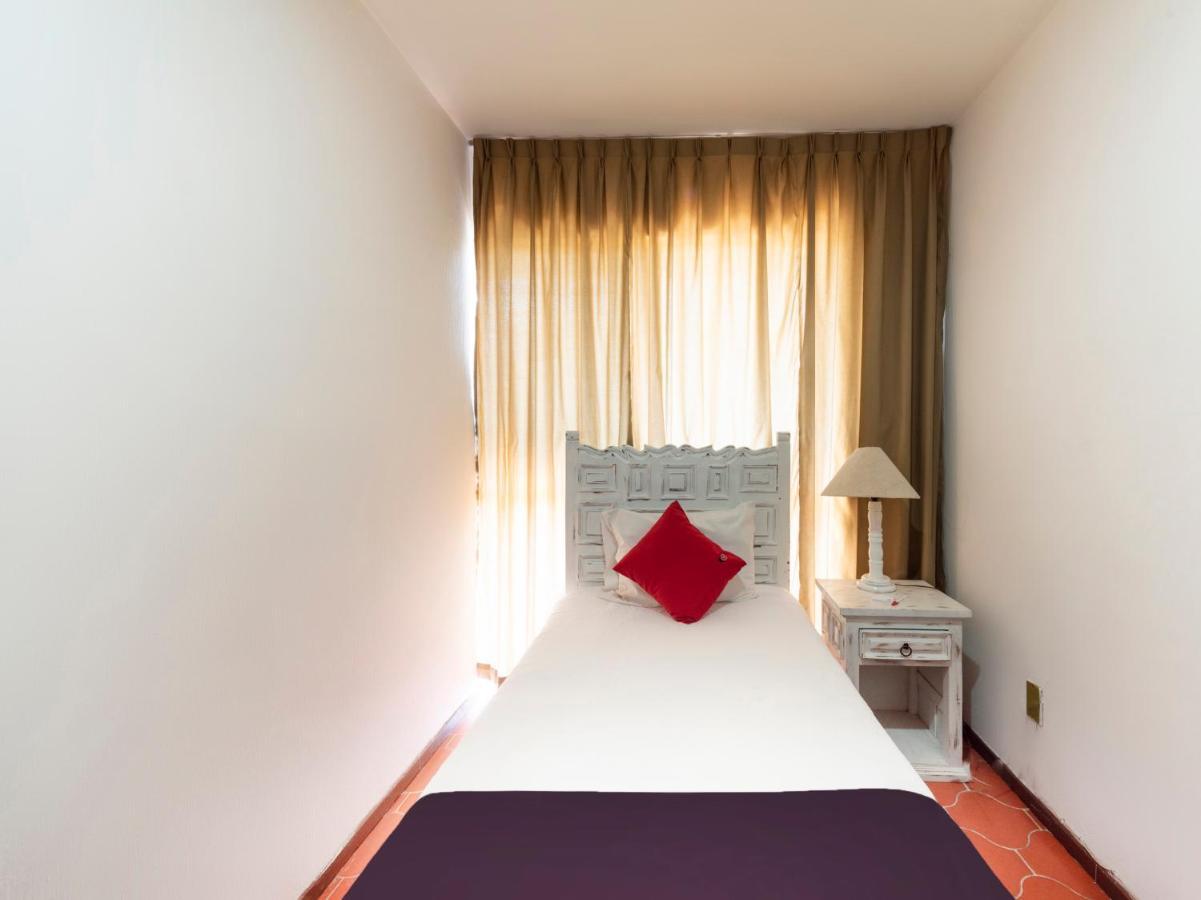 Suites Internacional Zapopan Buitenkant foto