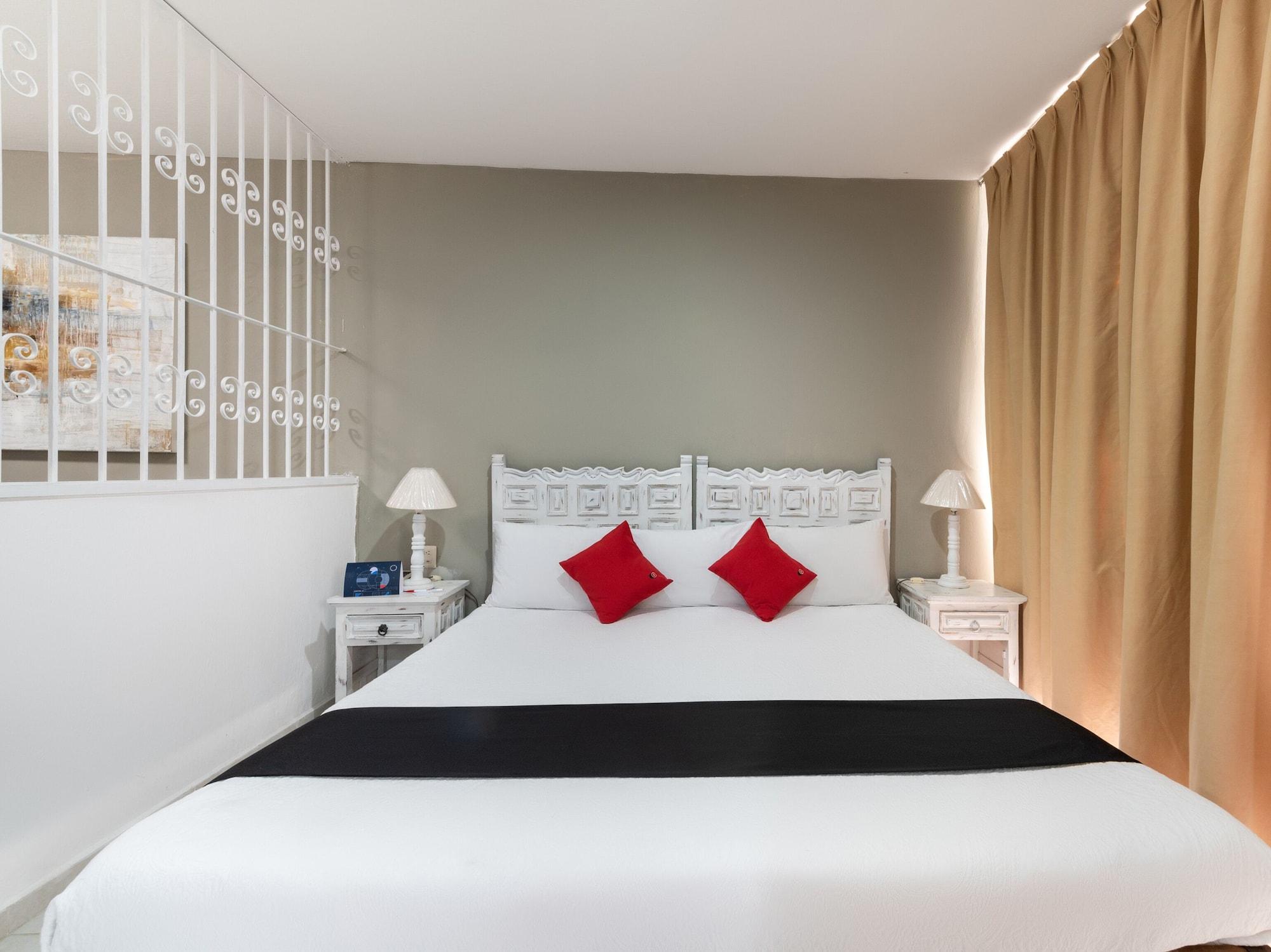Suites Internacional Zapopan Buitenkant foto