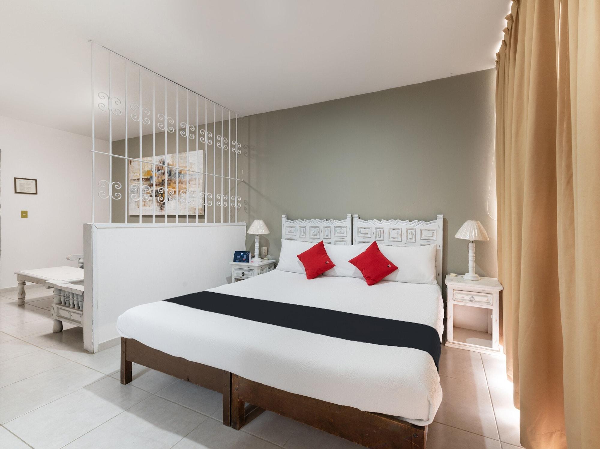 Suites Internacional Zapopan Buitenkant foto