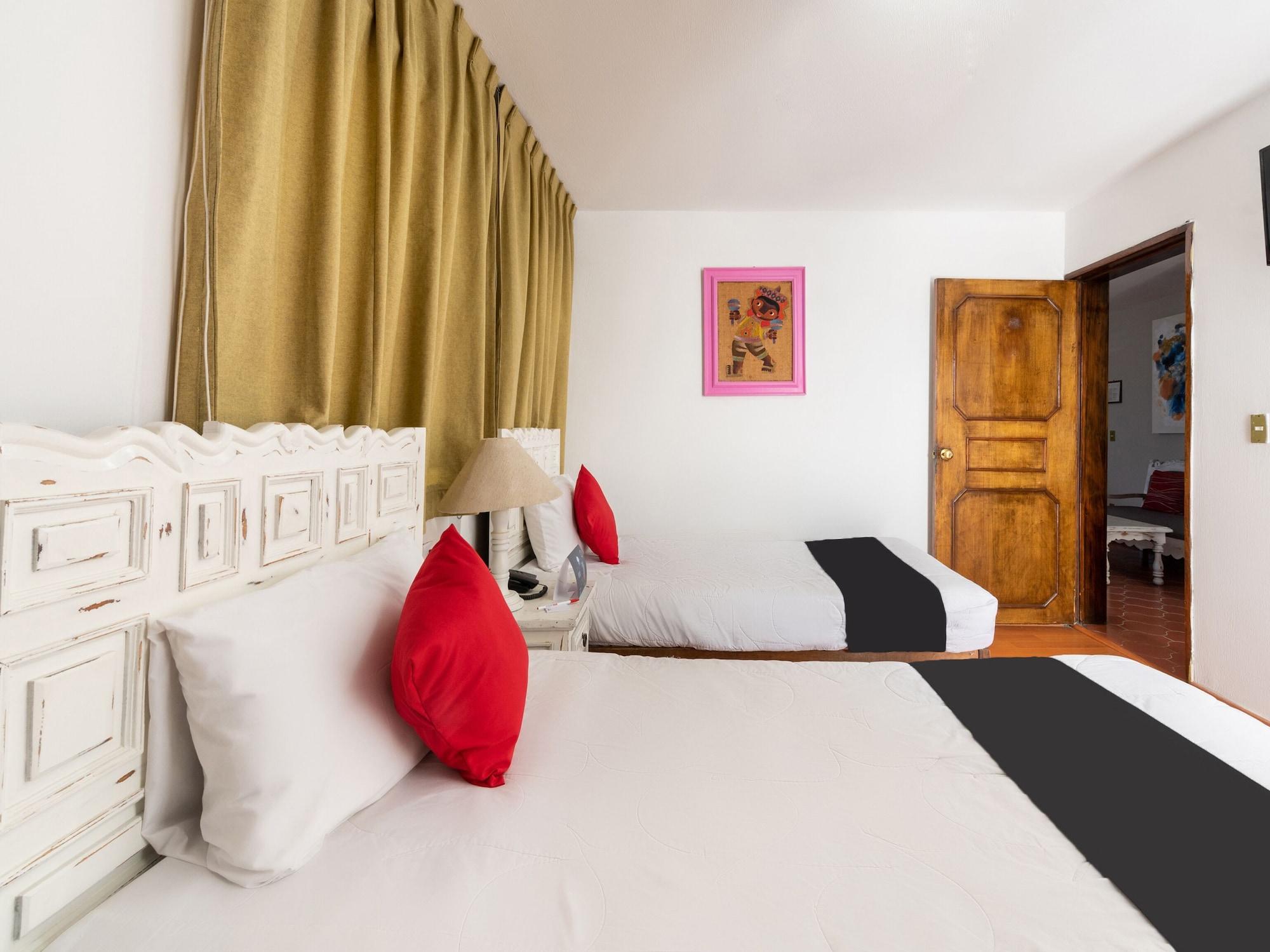 Suites Internacional Zapopan Buitenkant foto