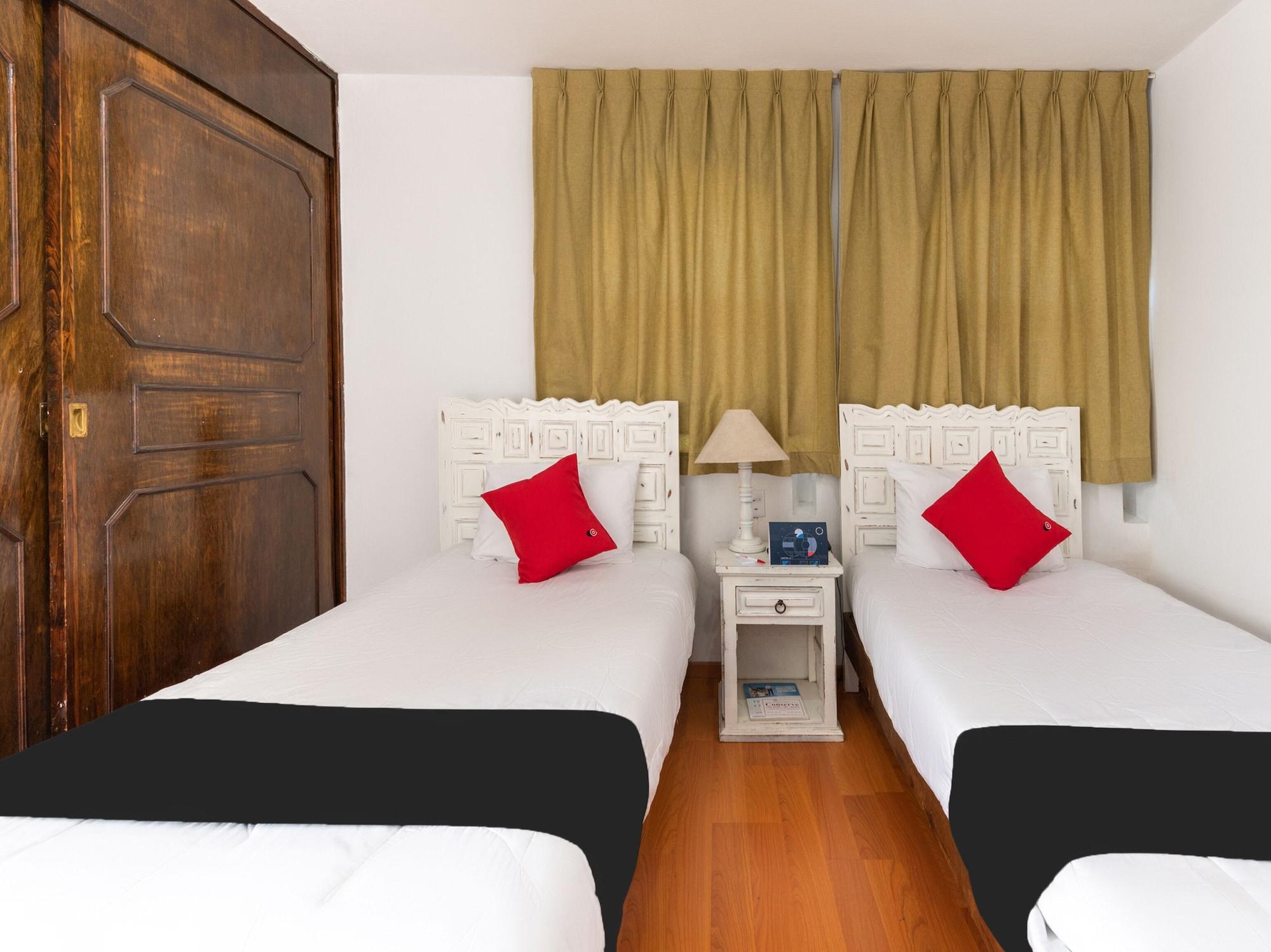 Suites Internacional Zapopan Buitenkant foto