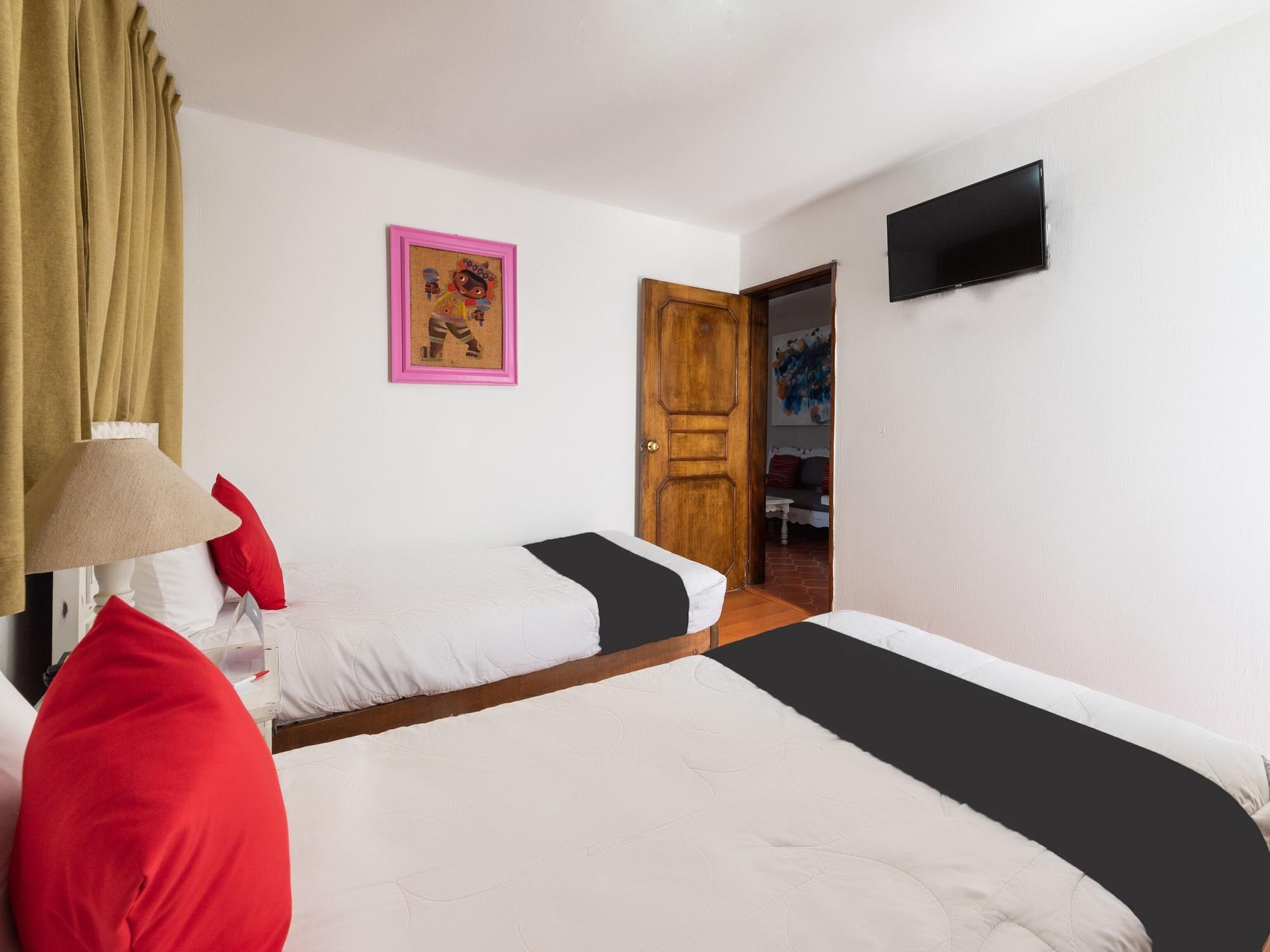 Suites Internacional Zapopan Buitenkant foto