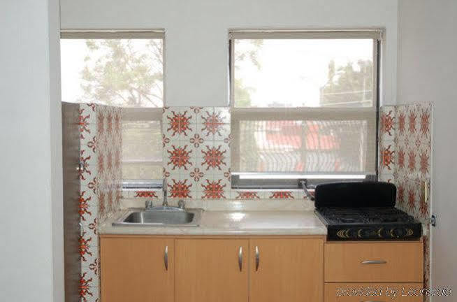 Suites Internacional Zapopan Buitenkant foto